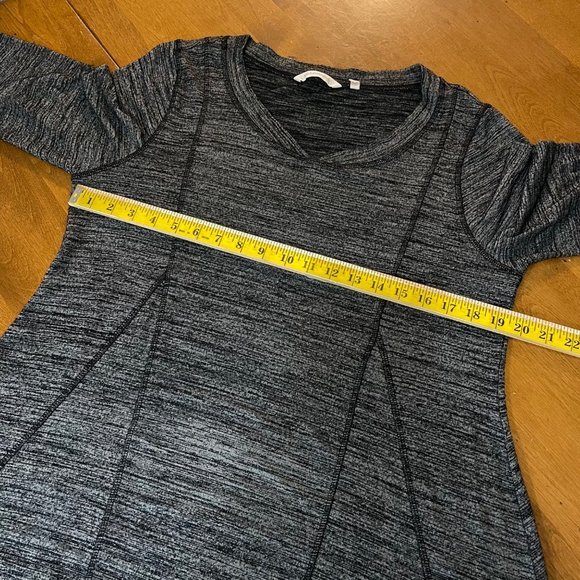 Soft Surroundings Women's Gray Burnout Scoop Neck Stretch Long Sleeve Blouse M - Picture 7 of 10